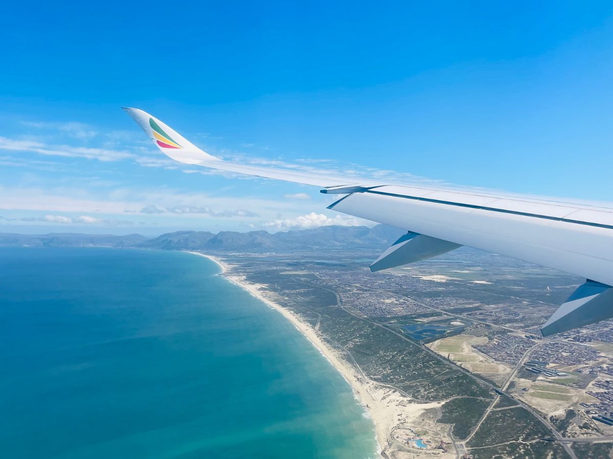 Luftaufnahme der Südafrika Küstenlandschaft während einer Familienreise